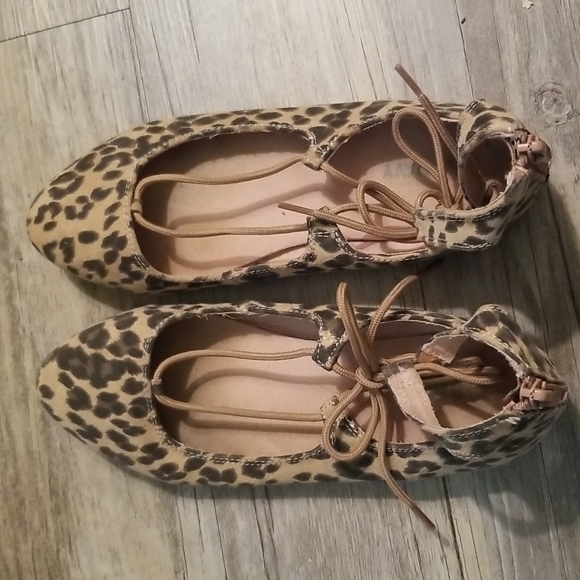 Shoes - Picture 2 of 2